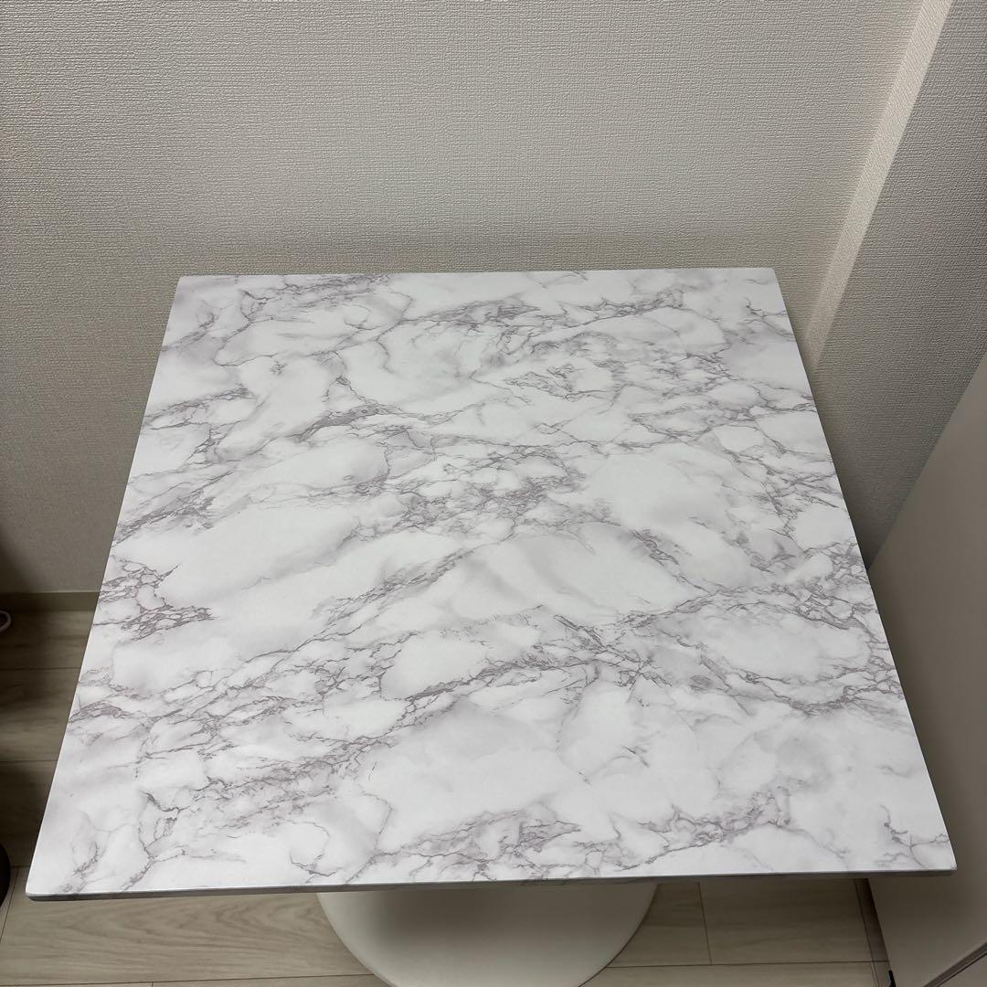 大理石模様 ダイニングテーブル