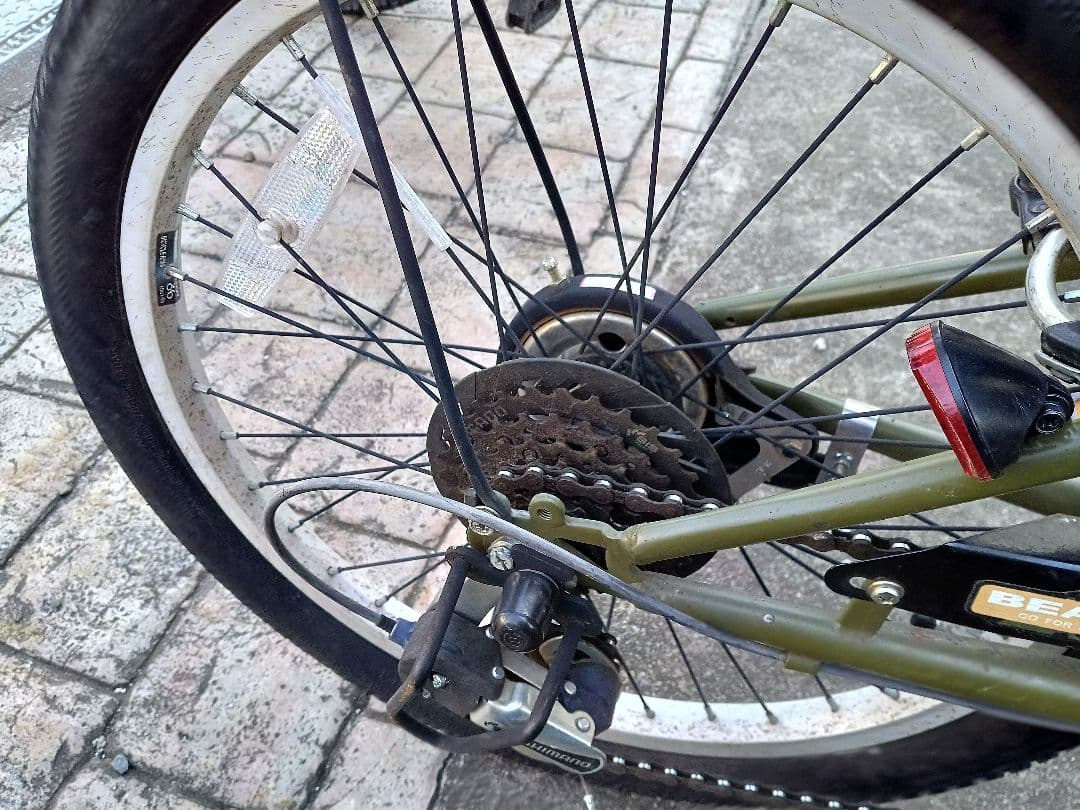 値引可★【東京/引取/配送】キッズバイク オリーブグリーン 20インチ 前カゴ付