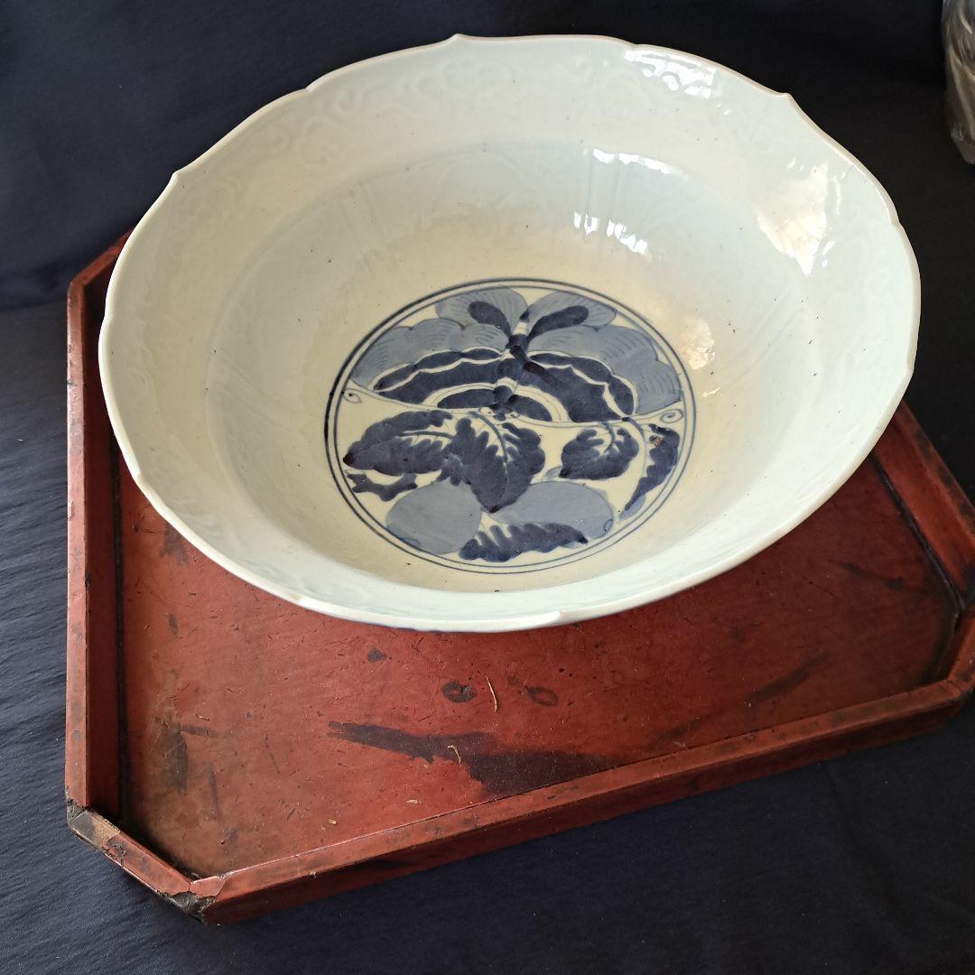 「古伊万里 無傷の大鉢(直径29cm) 龍と蝶の文様！」染付鉢 骨董アンティーク