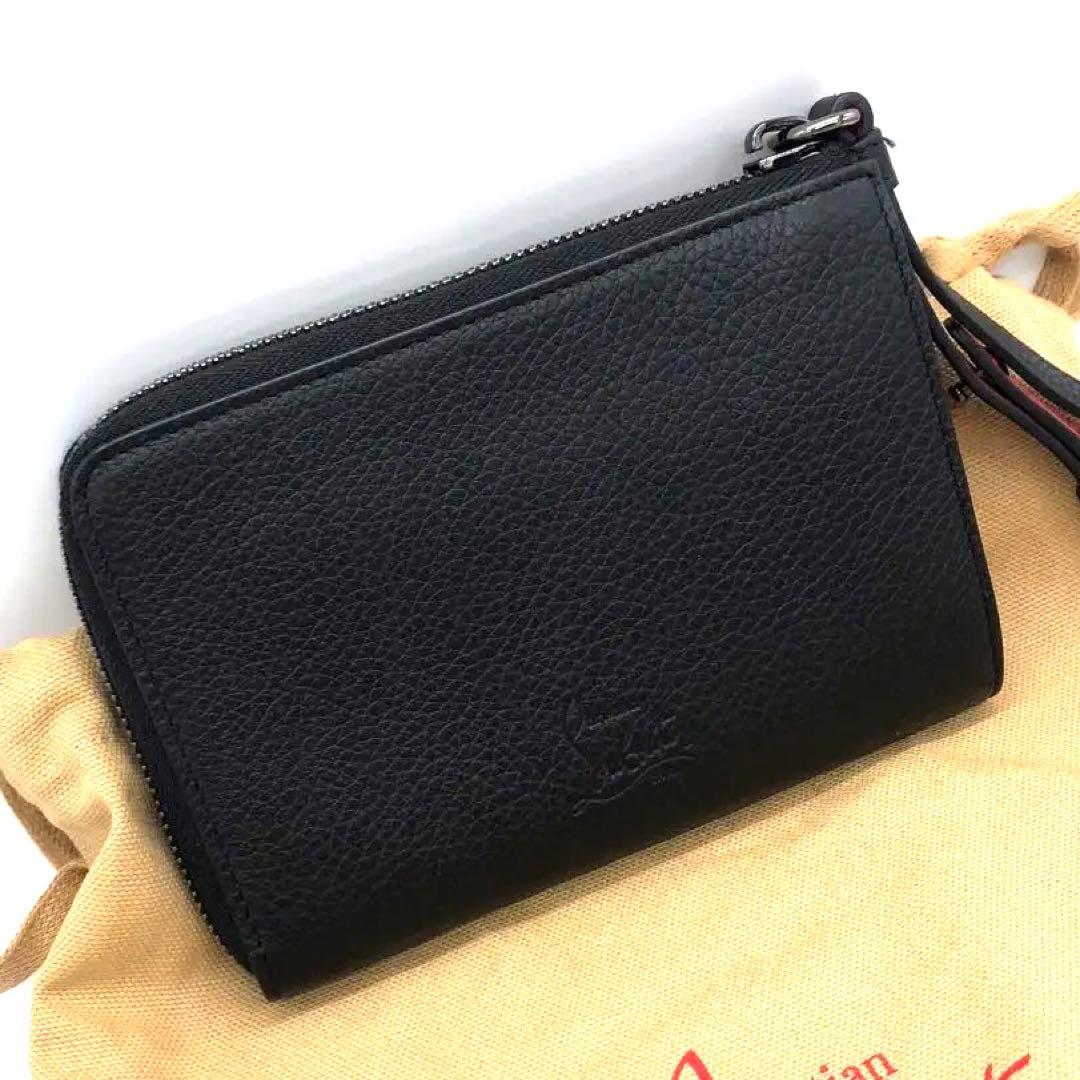 未使用✨クリスチャンルブタン レザー　二つ折り財布 L字ファスナー　 スタッズ
