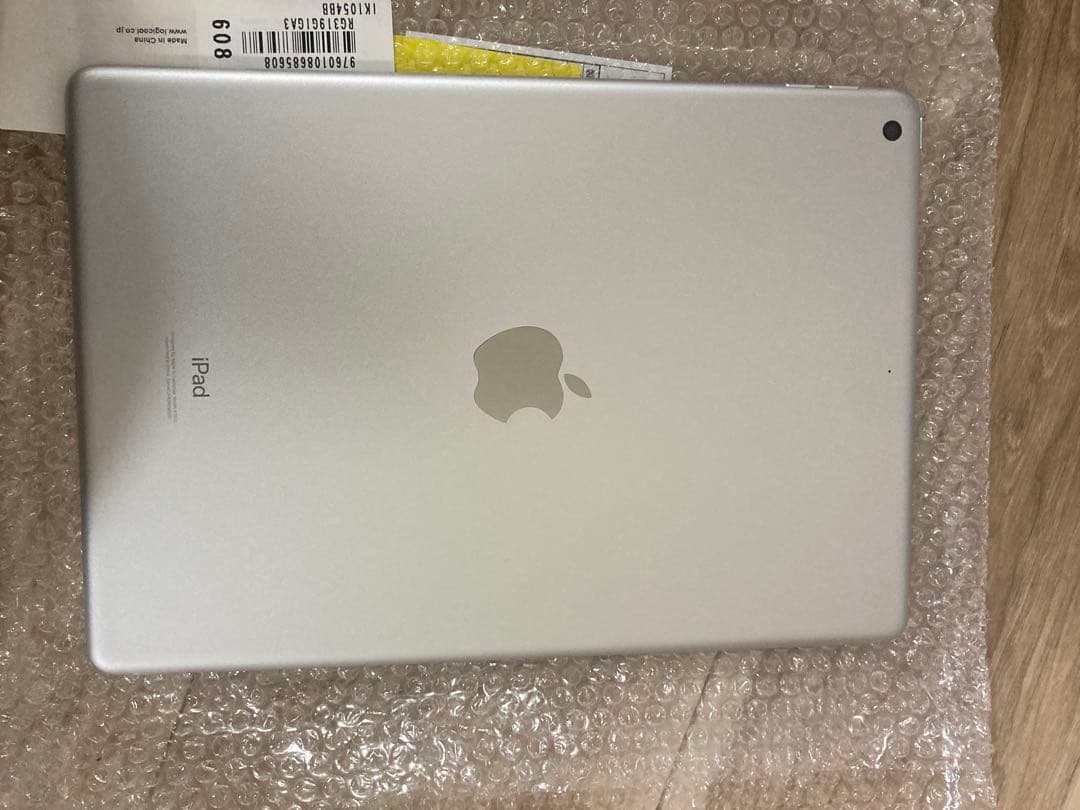 iPad 10.2 第9世代　ほぼ未使用