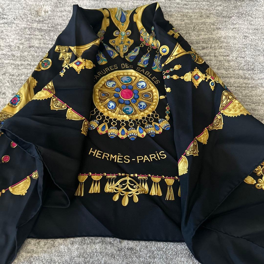 HERMÈS エルメス　パリュール・デ・サーブル スカーフ