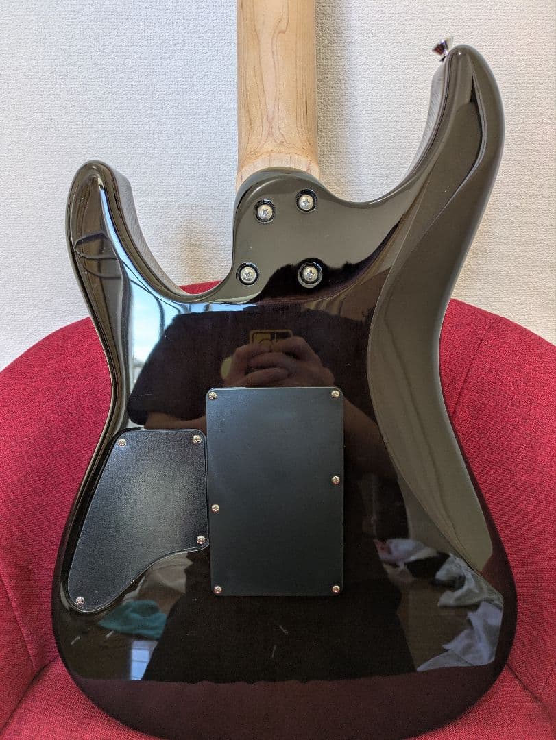 ほぼ新品　2025年製　SCHECTER NV-3-24-AL