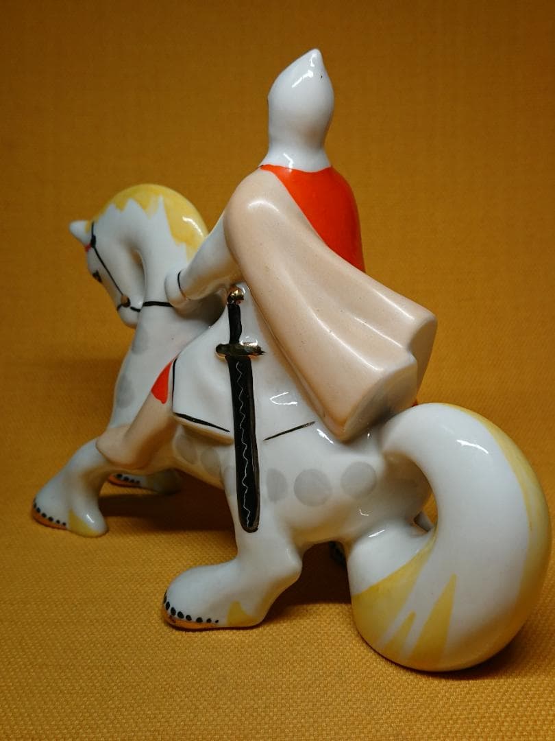 【美品】ウマ　馬　陶器　オブジェ　置物　インテリア　工芸品　美術品　A3410