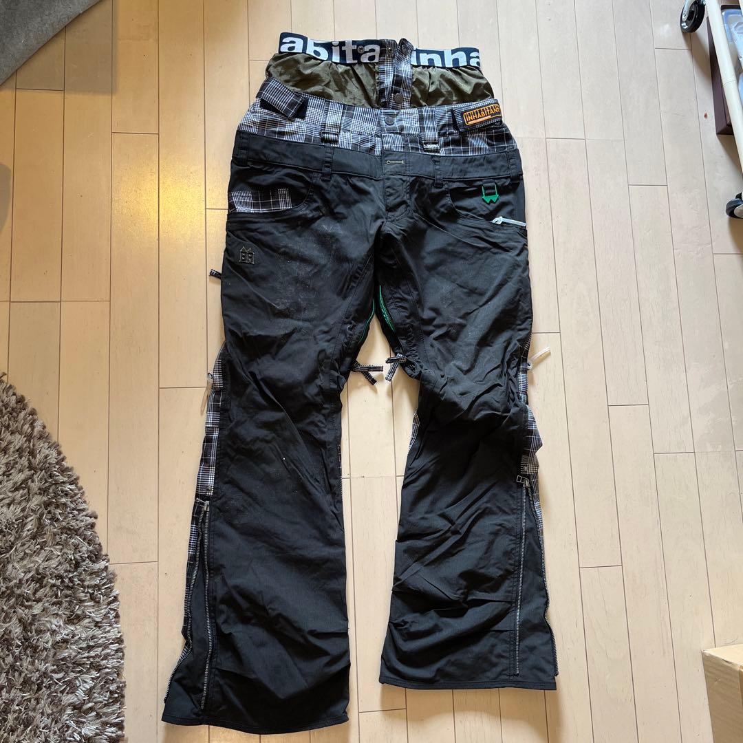 【最終価格】インハビタント　スノーボードウェア 黒/チェック柄　M