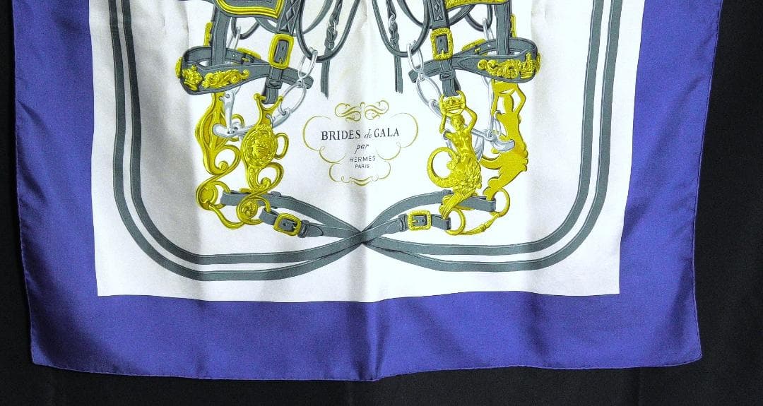 HERMES エルメス　大判スカーフ　カレ90　 D306