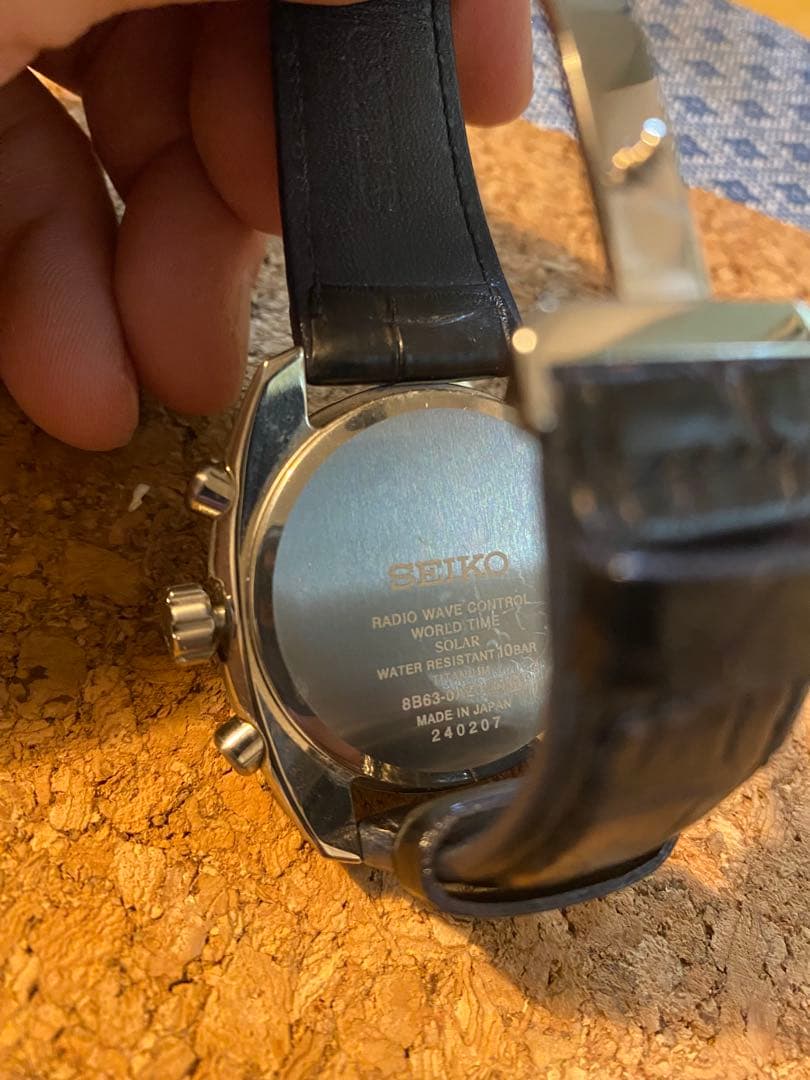 コウジ　SEIKO ASTRON 電波時計 ソーラー