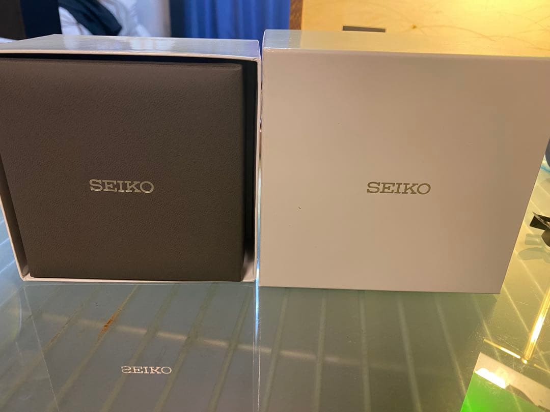 コウジ　SEIKO ASTRON 電波時計 ソーラー