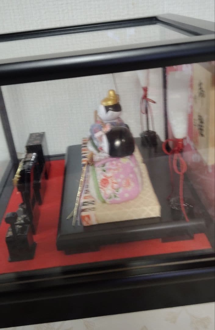 コンパクト 雛人形　 木目込み 親王飾り　 雛道具　 桜 の花びら ケース 入り