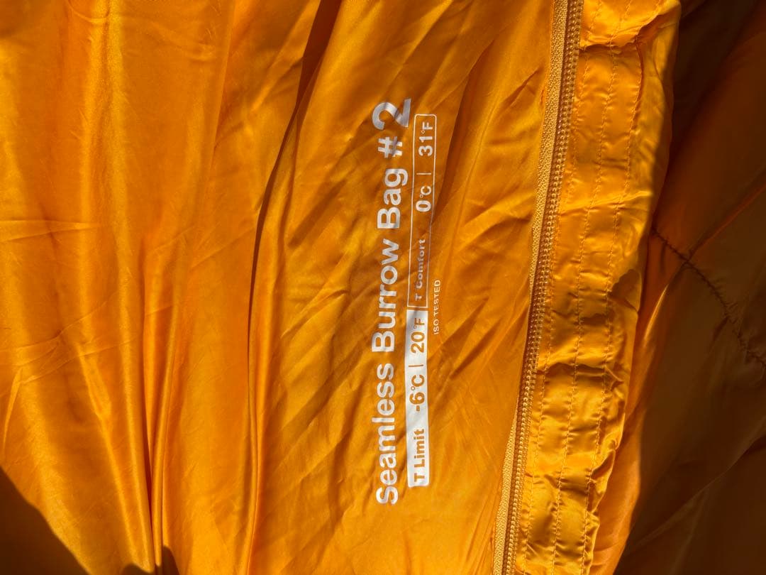 ゆ*じ様 モンベル　mont-bell Seamless Burrow Bag
