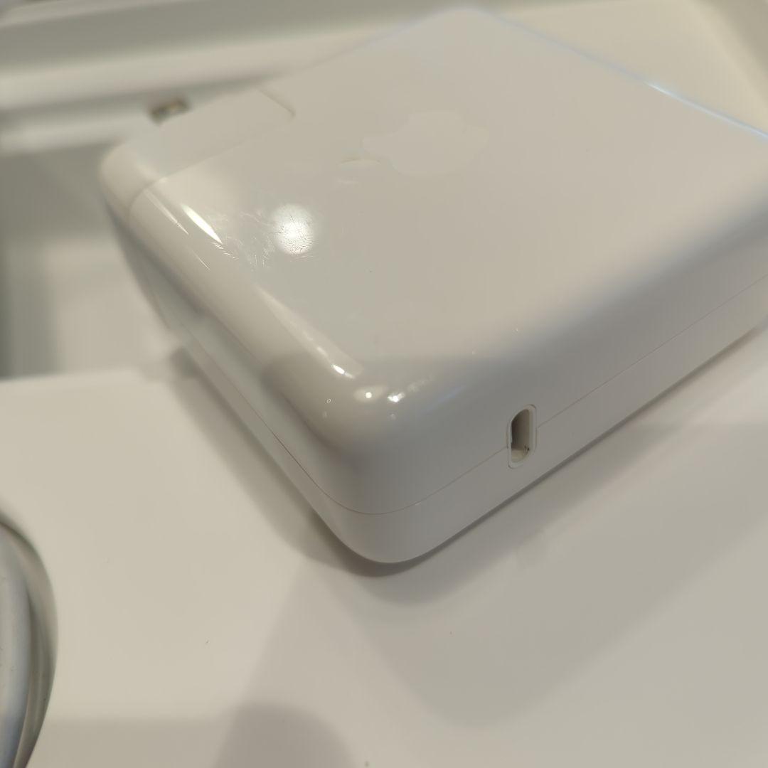 MacBook Pro 13-inch 2017 本体