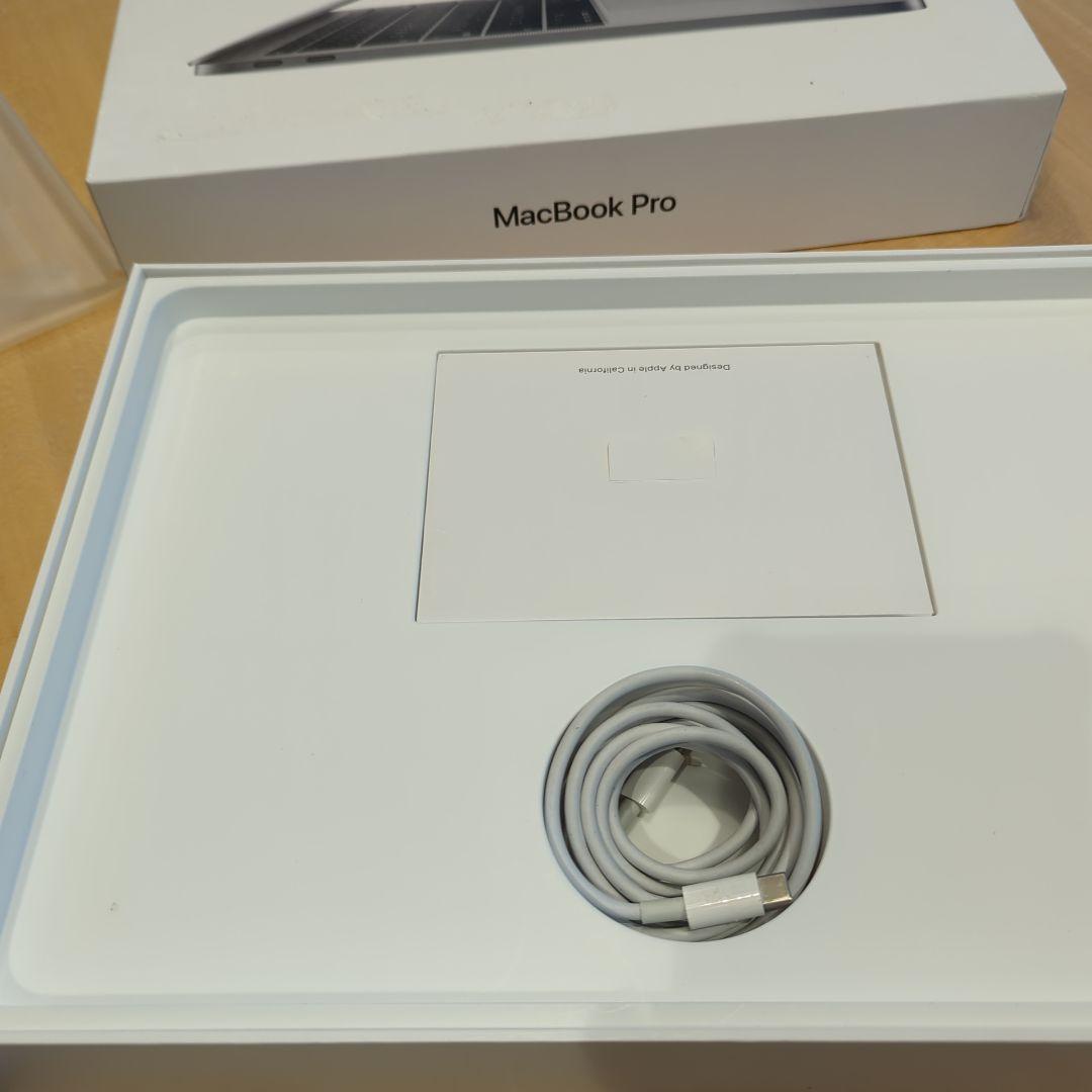 MacBook Pro 13-inch 2017 本体