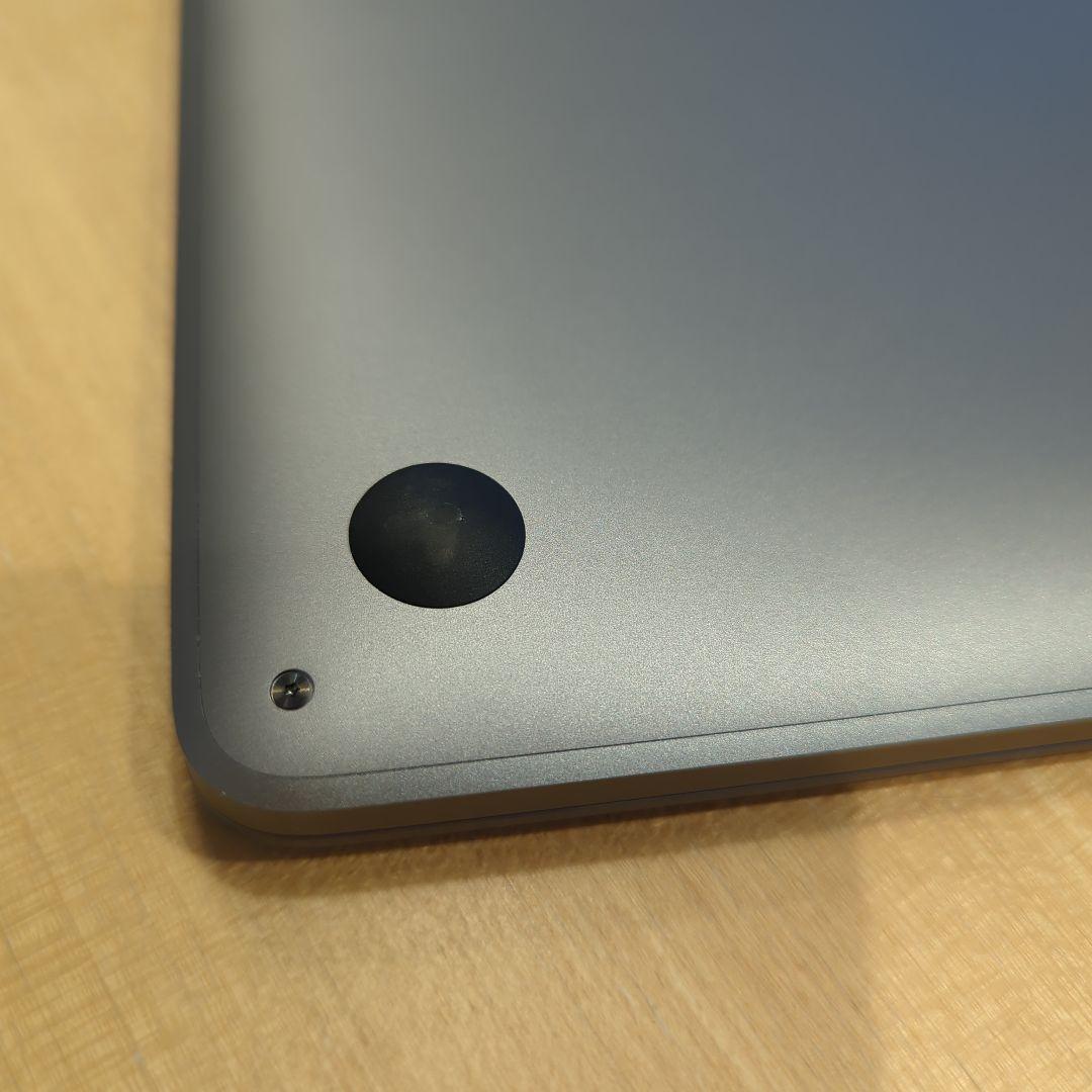 MacBook Pro 13-inch 2017 本体