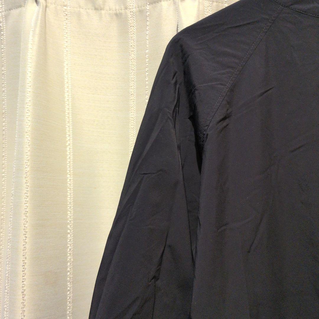 ブリーフィング ウインドプルオーバー