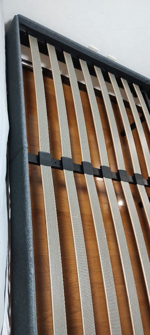 エマ　グレー クイーン　ベッド　フレーム ポケット付き　エマスリープ　emma