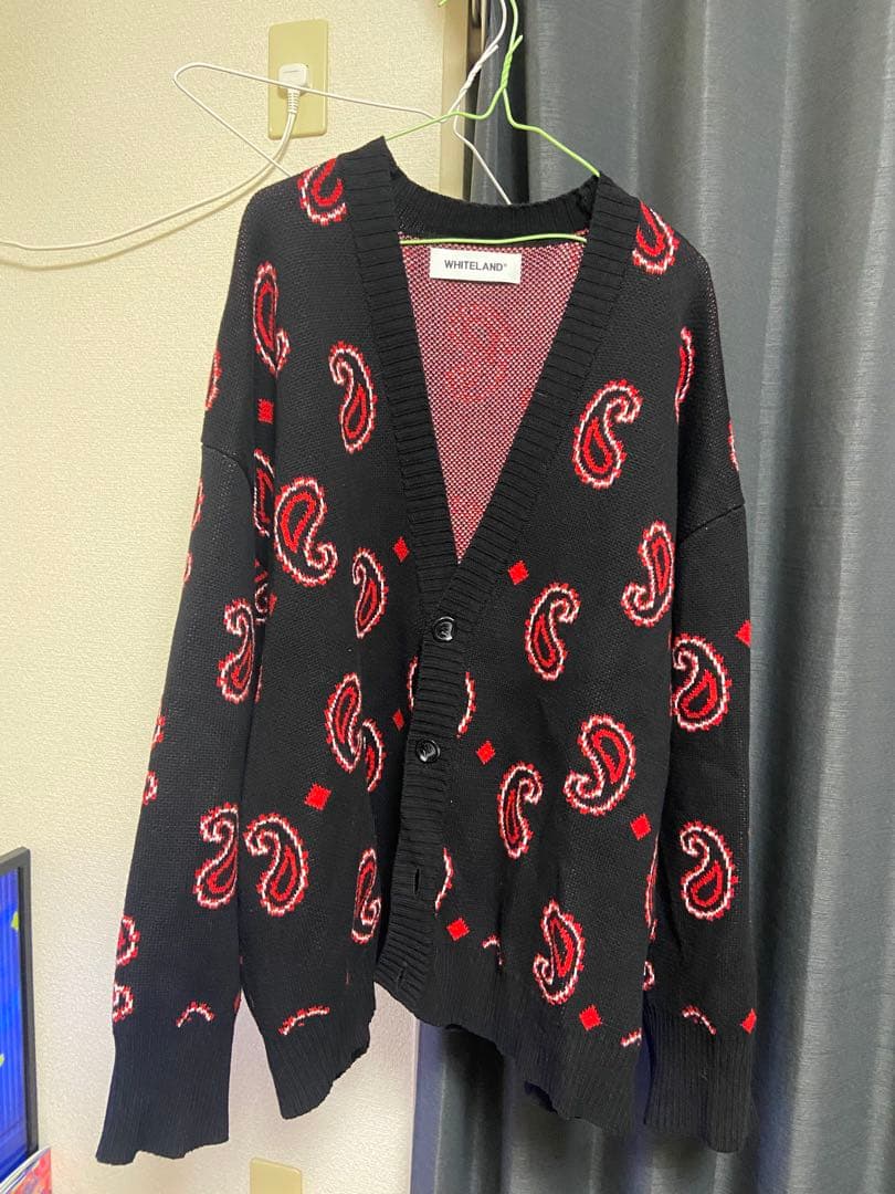 WHITELAND ブラック レッド カーディガン