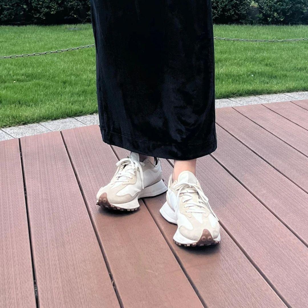 ★特価★　新品 ニューバランス　スニーカー　U327　24.0cm　送料込★