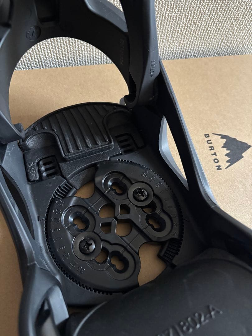 Burton Zipline 50 スノーボードブーツとバインディング