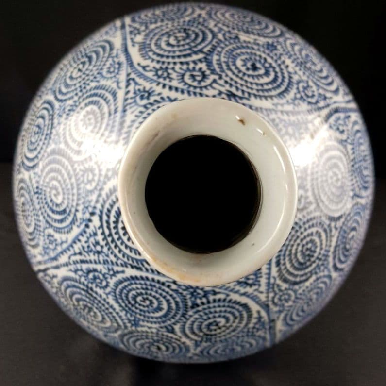 Y2788 古伊万里 染付蛸唐草文瓶 壷 高さ40㎝ 大型