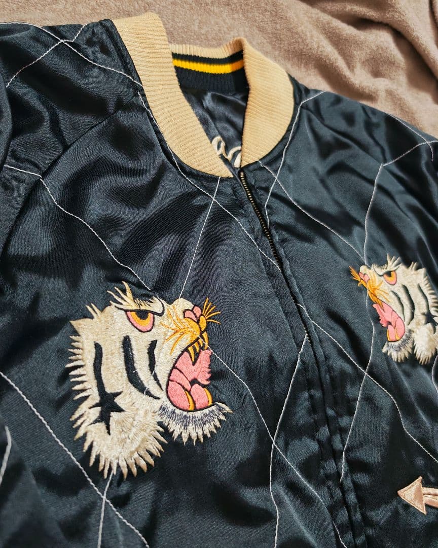 Vintage Japan 虎龍２面用 日本限定 サテン unisex