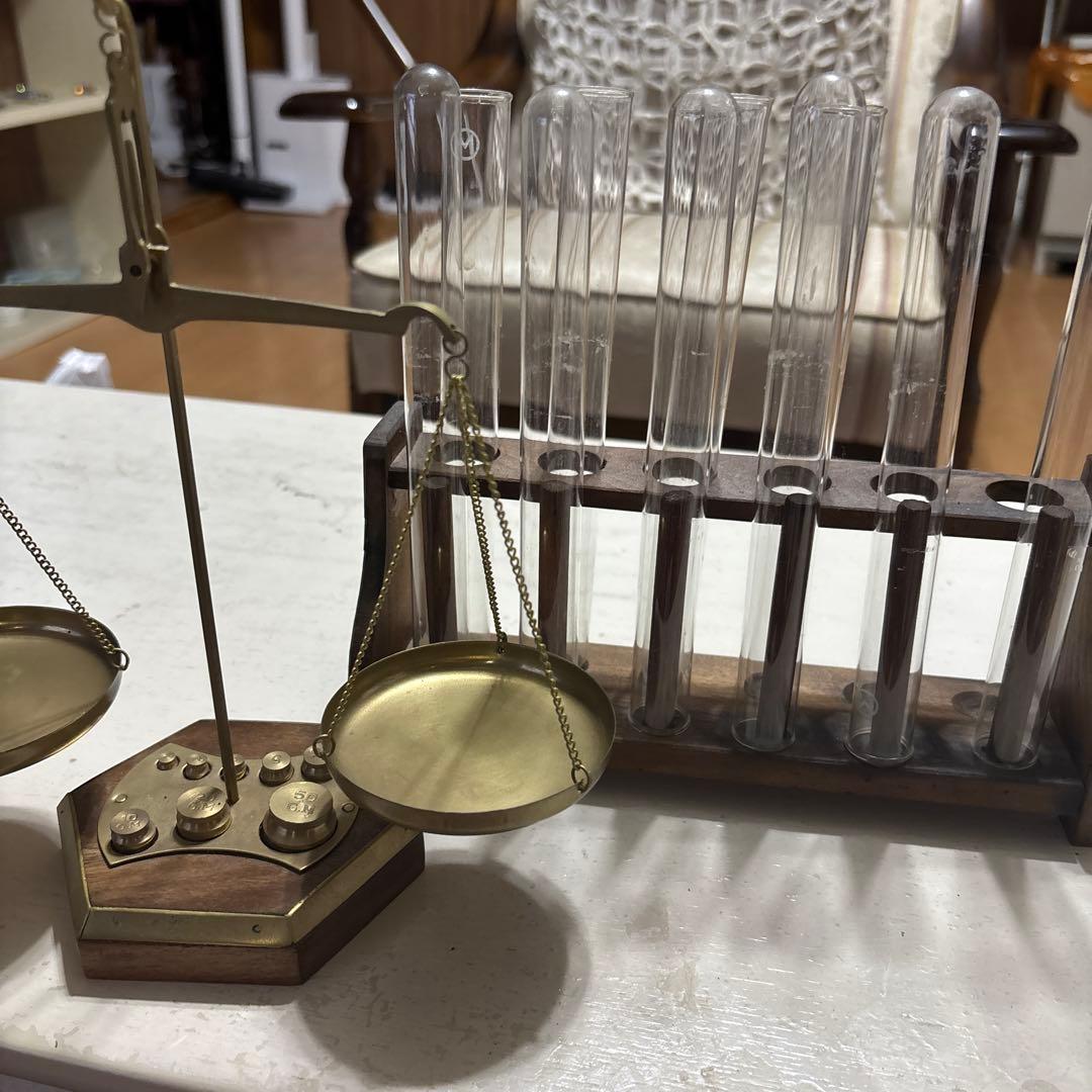 アンティーク試験管立て、てんびんはかり2点セット