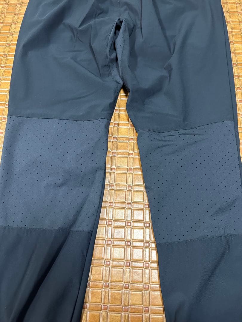 ピーダブリュサーキュラス　パンチングパンツ