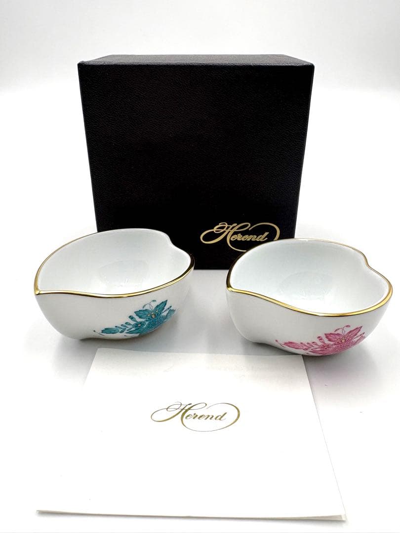 ヘレンド　ハート　小物入れ　ボンボン入れ　小鉢　アポニーターコイズ　ピンク箱付き