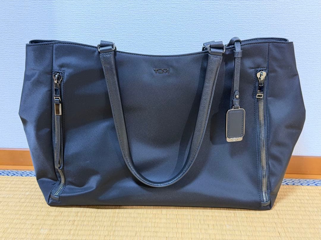 ま*り様 TUMI トゥミ　トートバッグ　VOYAGEUR ヴァレッタ　ミディア