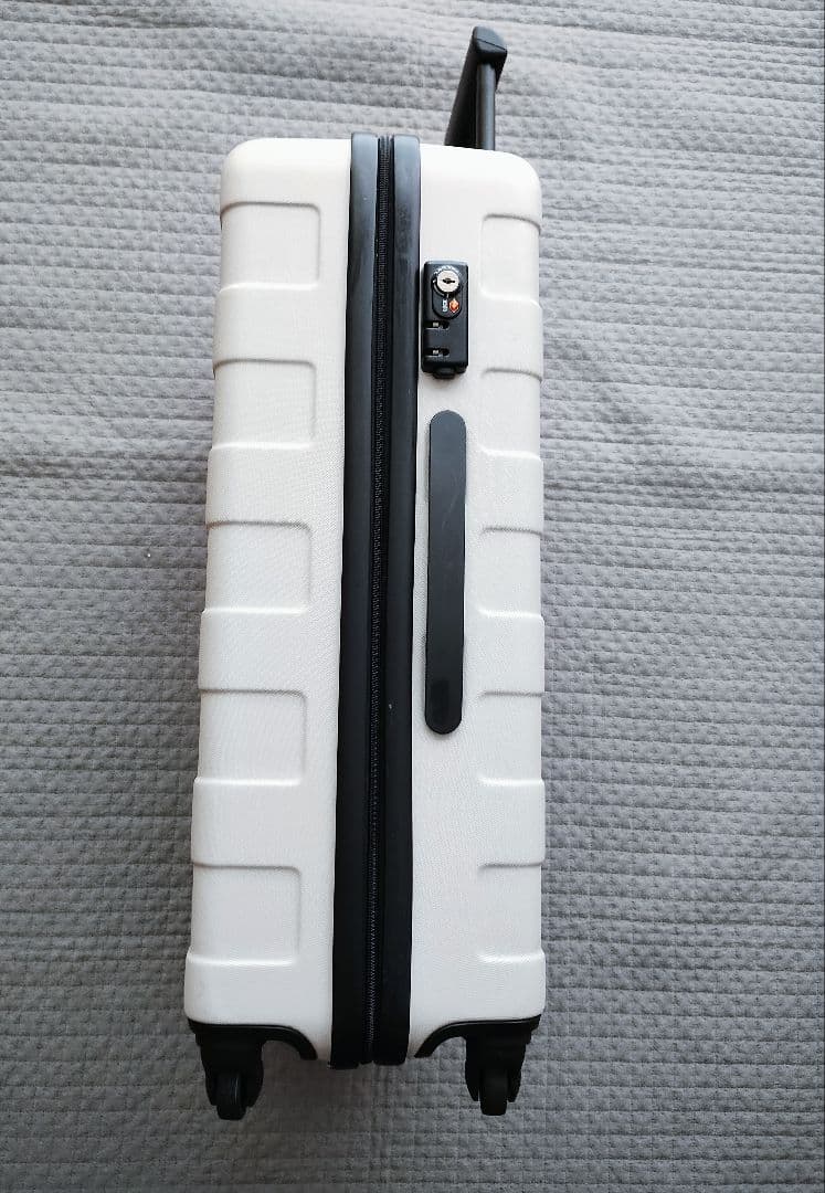 【無印良品】ハードキャリー・56L　スーツケース