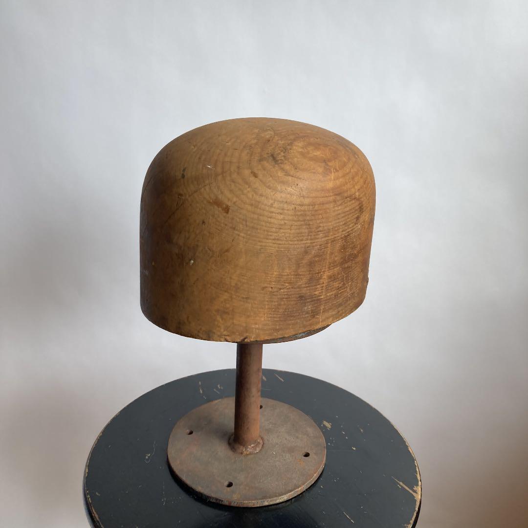 イギリス　ハットメイカーから出たディスプレイスタンド　帽子立て　アトリエ