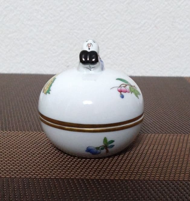 ヘレンド・ボンボン シノワズリ マンダリン飾り