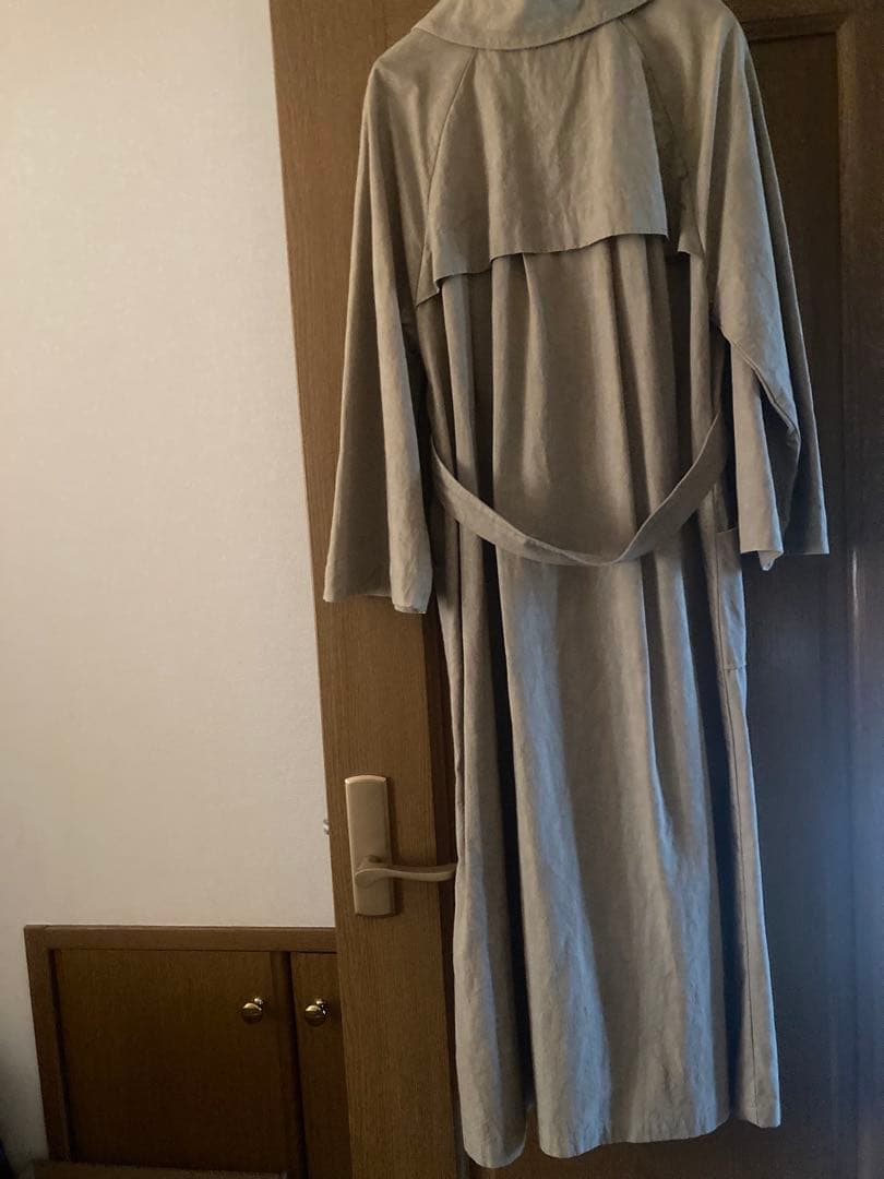 マガリ　トレンチコート