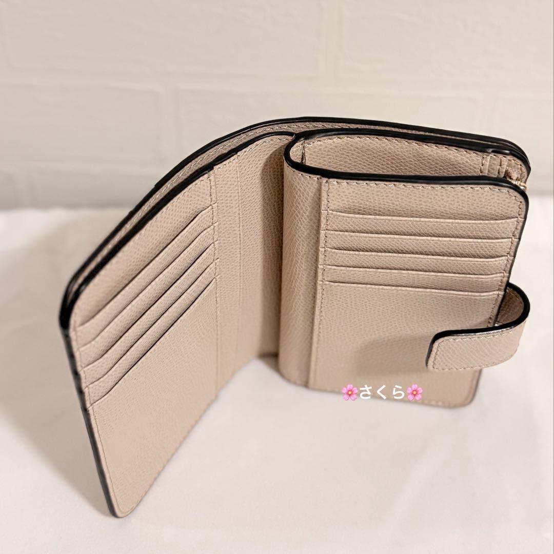 ✨極美品✨フルラ CAMELIA M コンパクト ウォレット