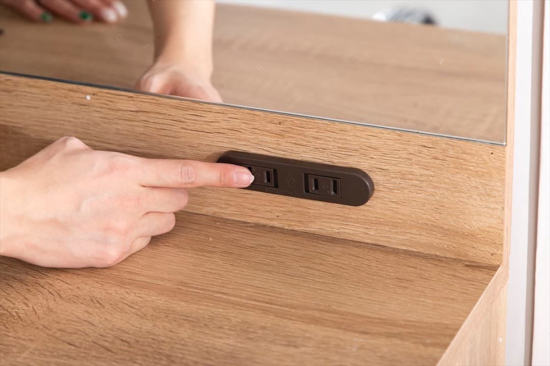 【送料無料】【2点セット】ドレッサーセット スツール 椅子 コンセント付き