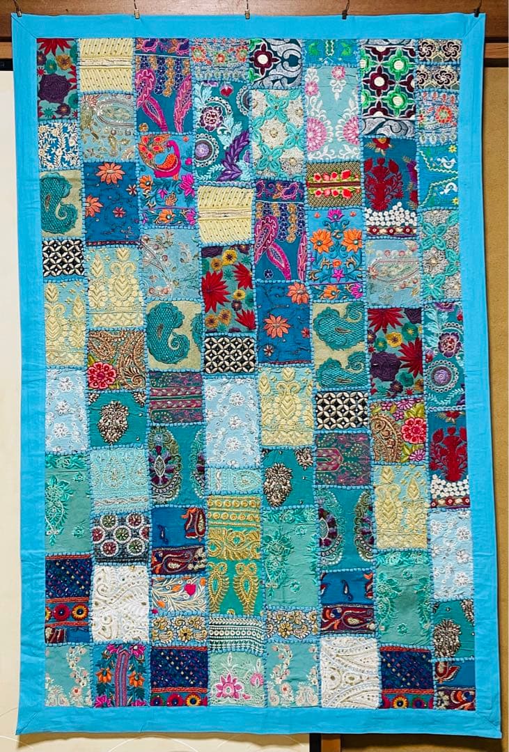 インド ビンテージ サリー パッチワーク タペストリー 刺繍 壁掛け 古布