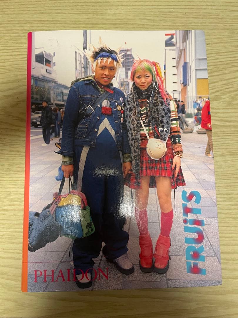 FRUiTS 海外版 phaidon