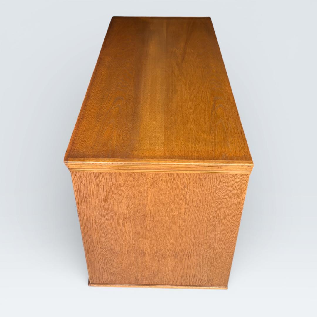 【送料込】英国アンティーク調 ローチェスト 3段 テレビ台 オーク 収納 家具