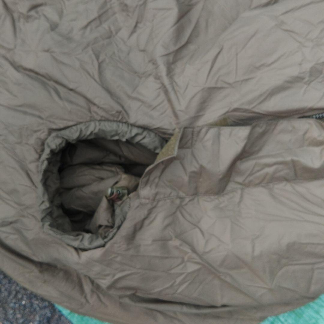 カリンシアCARINTHIA DEFENCE 4サイズL 寝袋 オリーブグリーン