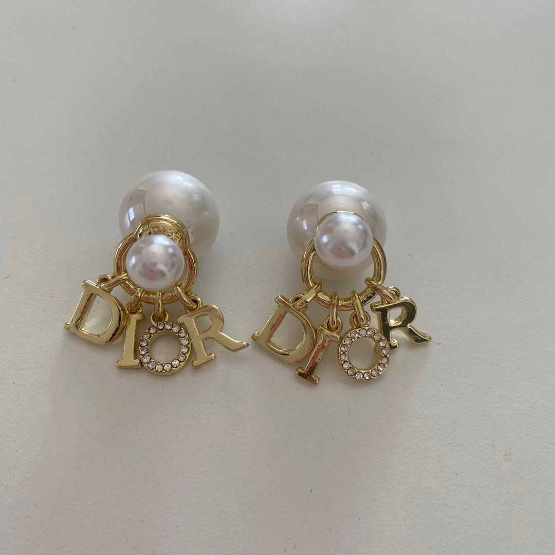 【美品】Christian Dior ディオールトライバルピアス　ゴールド