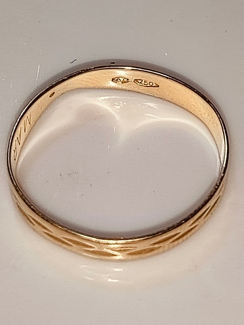 ラ*ン様 750 ゴールド シンプルリング　刻印あり