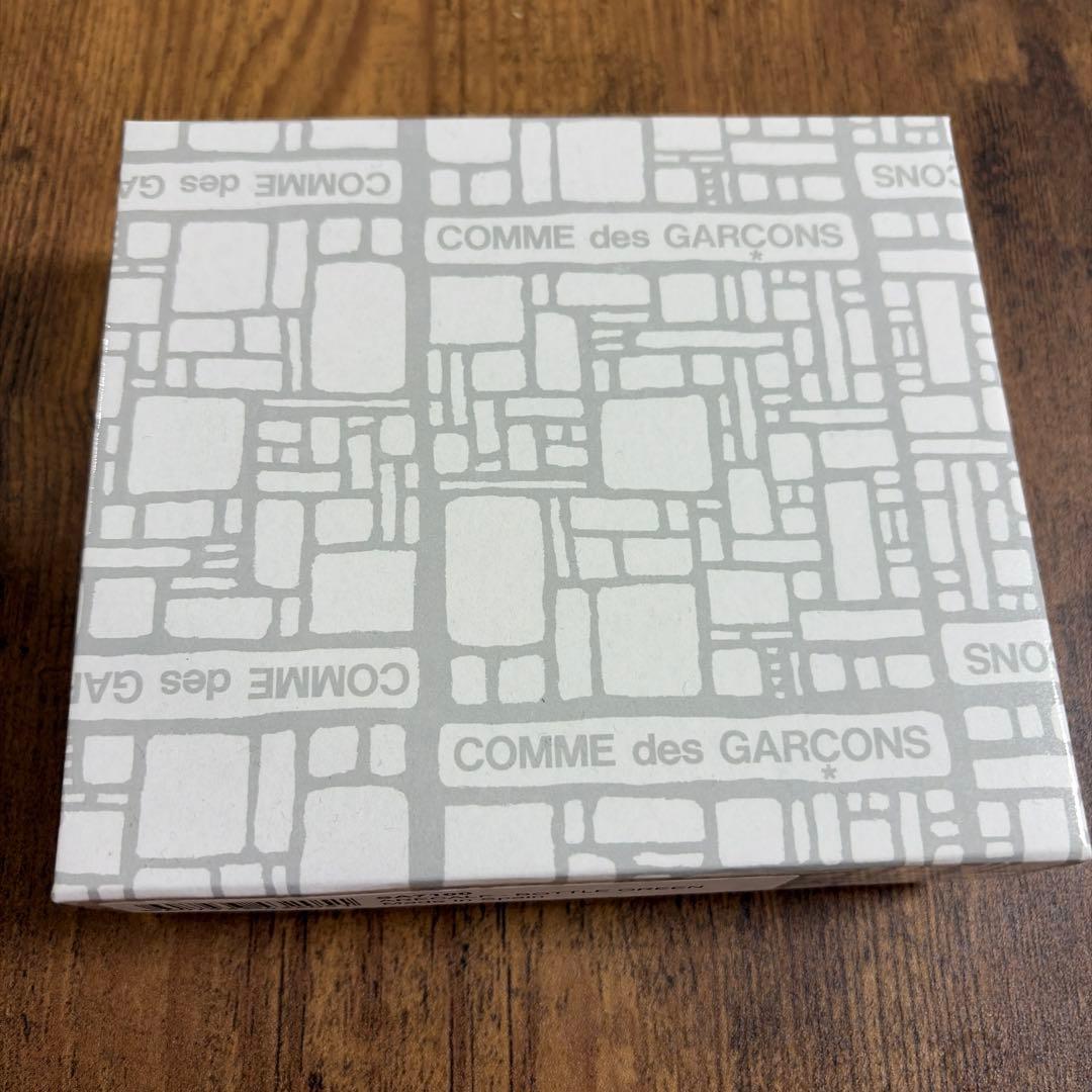 COMME DES GARÇONS ラウンドジップ　コンパクト　レザーウォレット