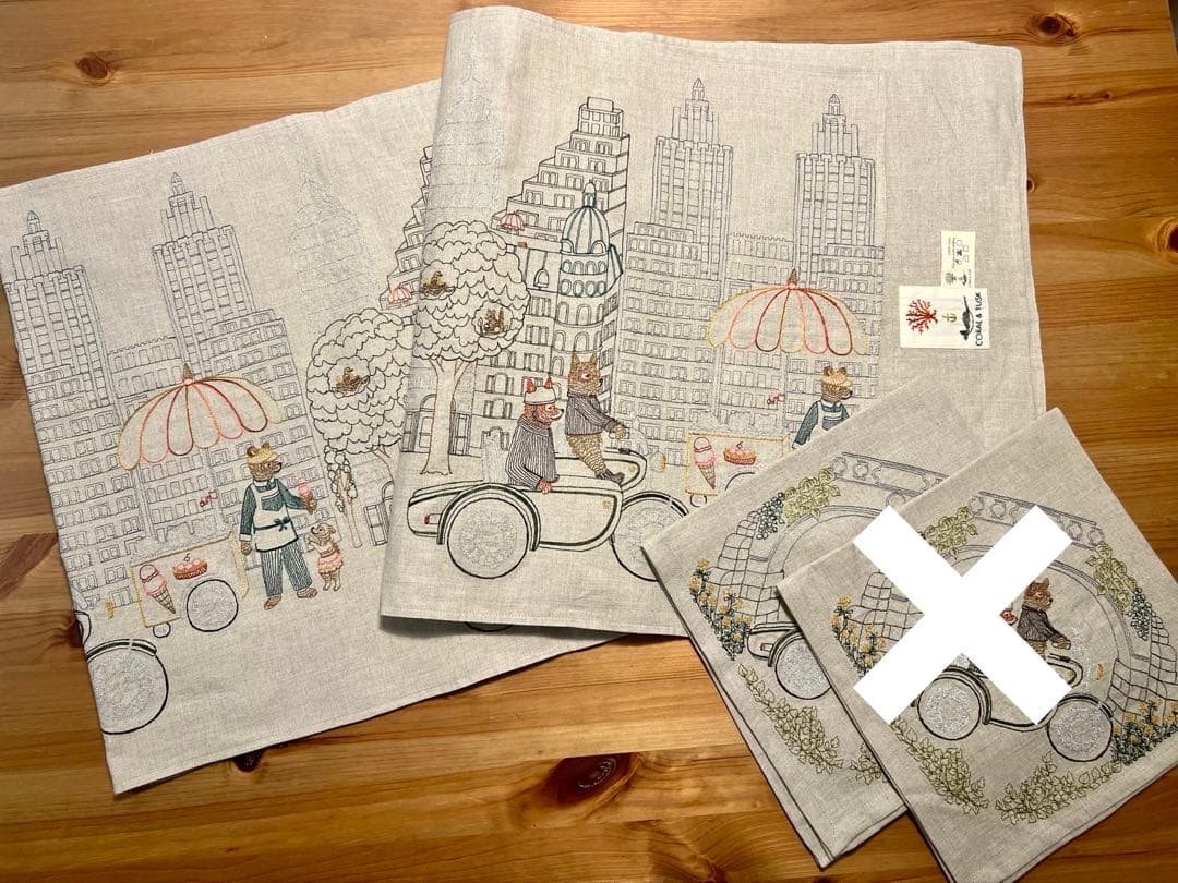 CORAL＆TUSK コーラルアンドタスク テーブルランナー