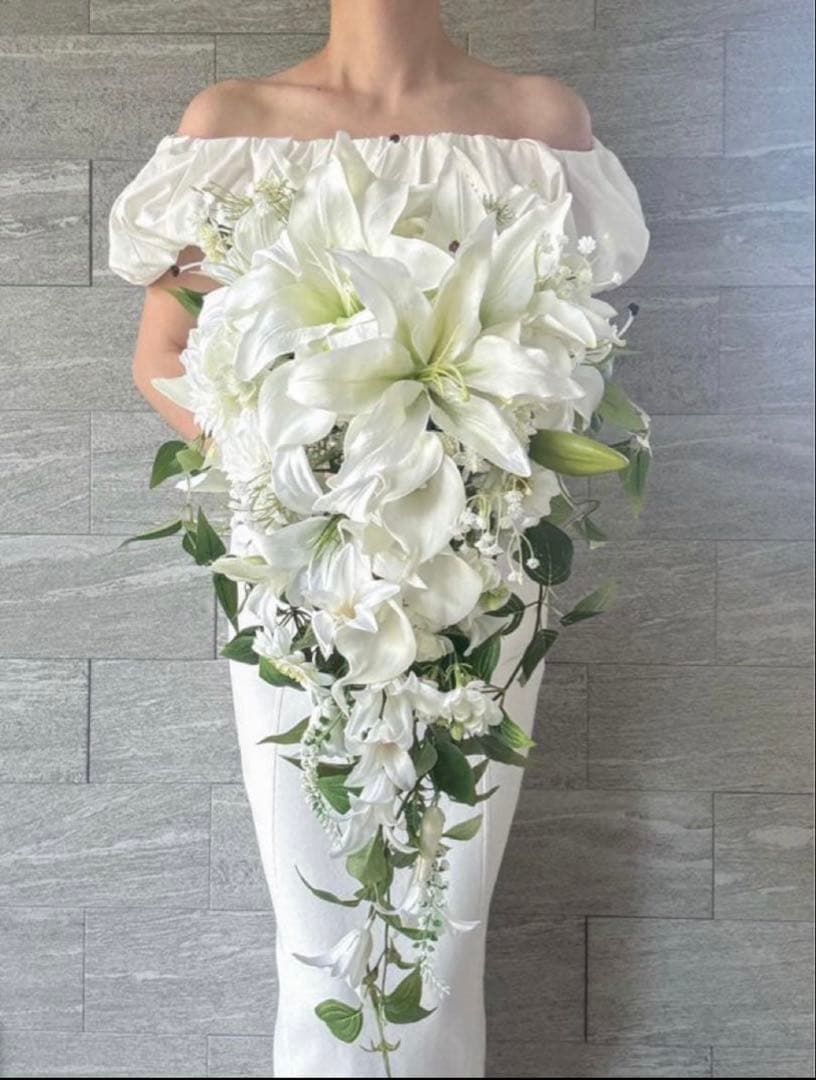 ウェディングブーケ大　ホワイト(ブーケトニア付)