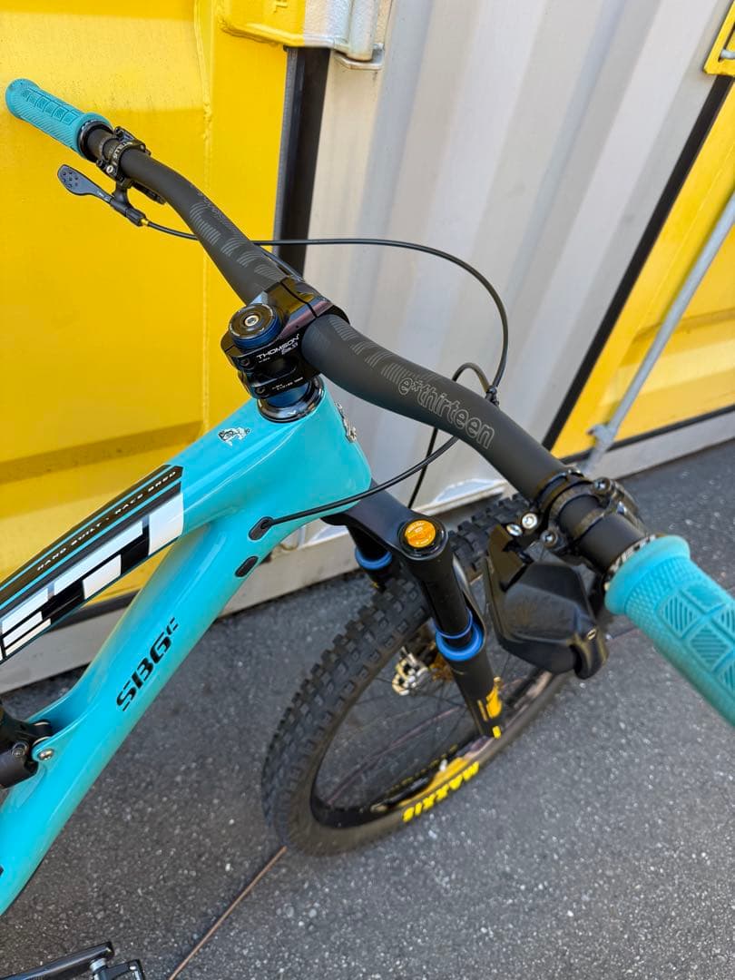 YETI SB6C クリスキング限定ゴールド ほぼ未使用 総額100万超