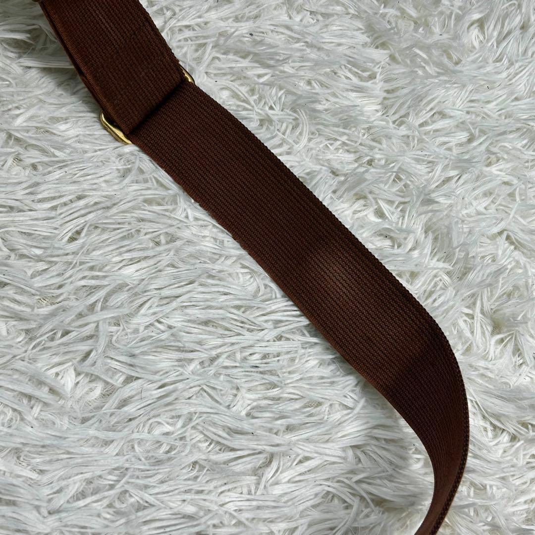 美品✨ハンティングワールド　メッセンジャーバッグ　サファリトゥデイ 　A4