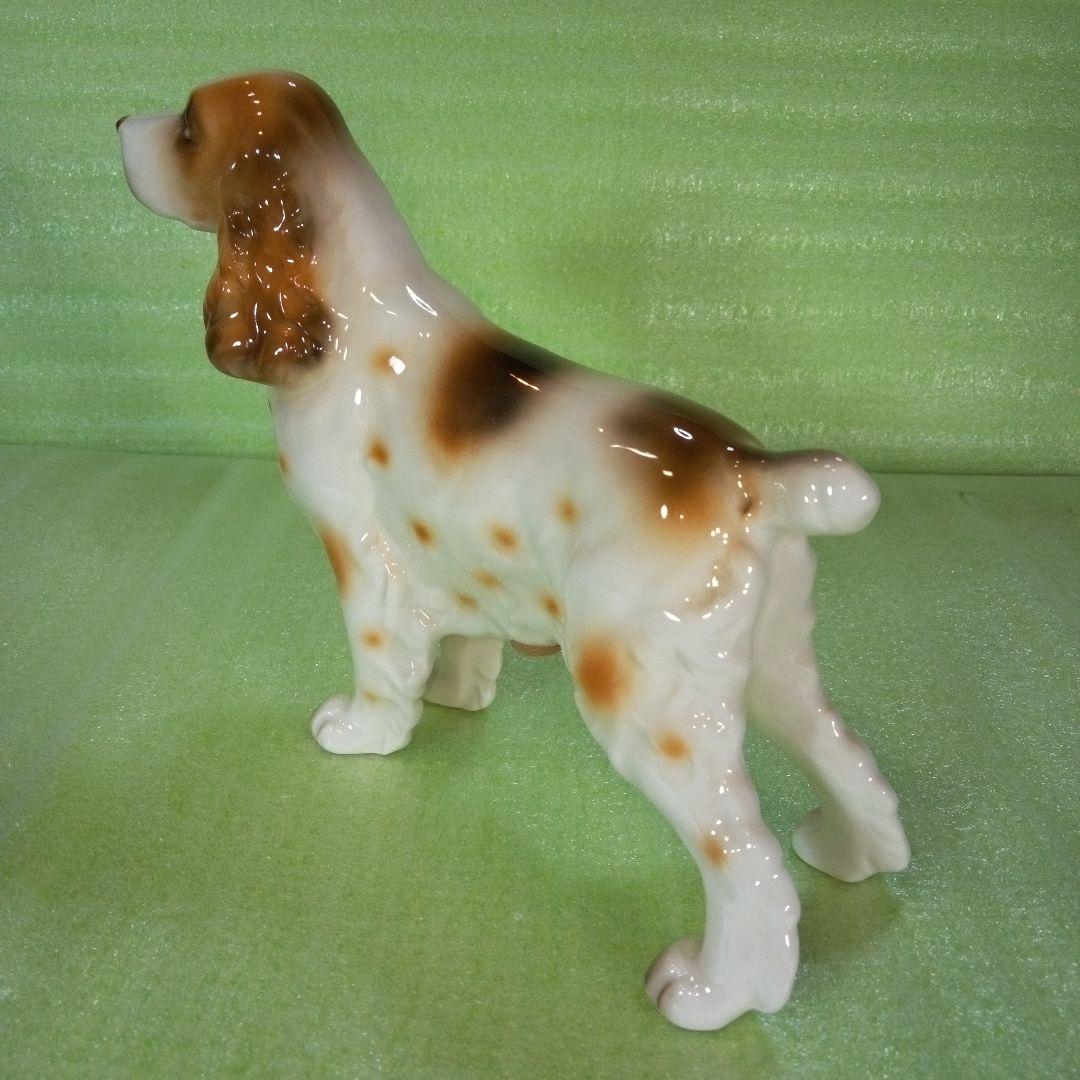 コッカー・スパニエル　犬の置物　インテリア　オブジェ　ディスプレイ　陶器製？