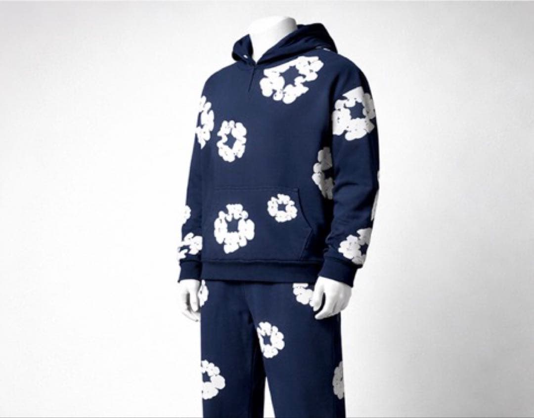 け*ん様 （確実正規）DENIM TEARS パーカー M