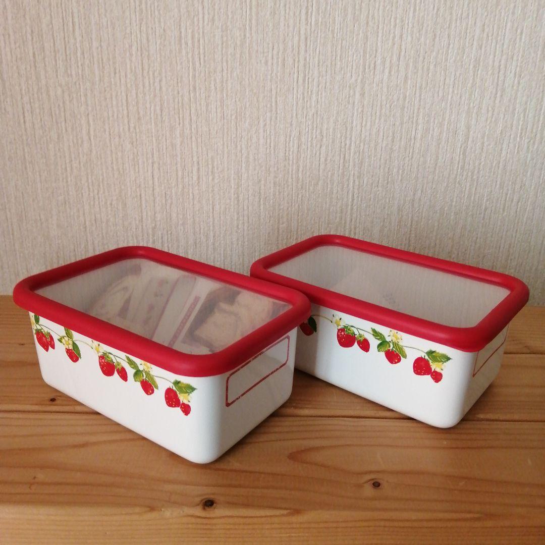 Ｓaページ 昭和 レトロ キャニスター と ホーロー容器 深型 2個