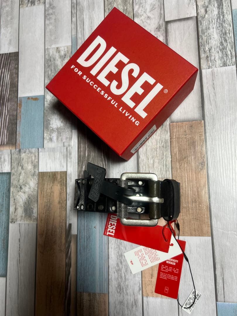 極限定 DIESEL ベルト スタッズ レザー 牛革 希少 黒 銀 新品未使用