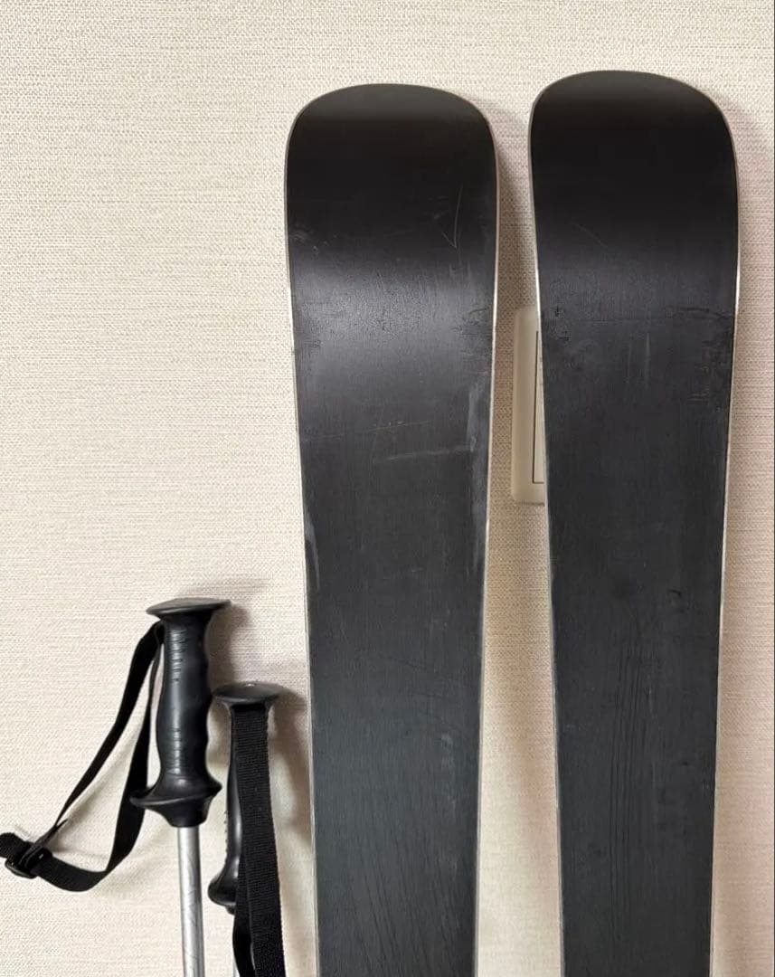 N*A様 ATOMIC IZOR 7:5 スキーとポールのセット